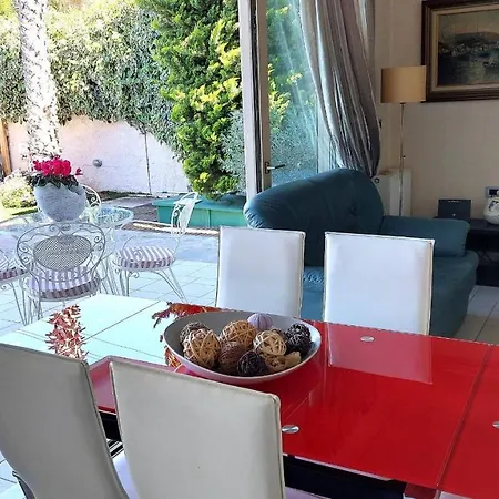 Apartment Luxury Sea Helm With Private Swimming Pool And Bbq