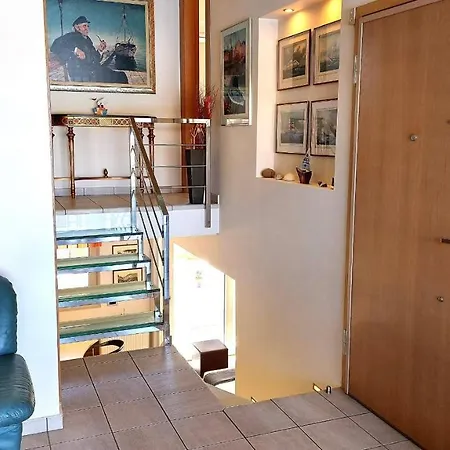 Luxury Sea Helm With Private Swimming Pool And Bbq Apartment