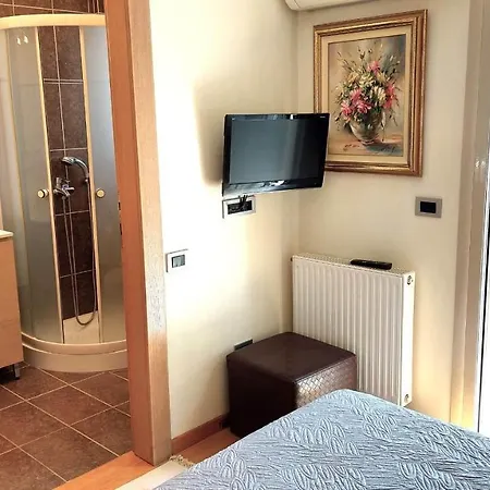 Luxury Sea Helm With Private Swimming Pool And Bbq Apartment Lagonisi