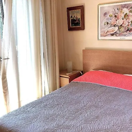 Luxury Sea Helm With Private Swimming Pool And Bbq Lagonisi