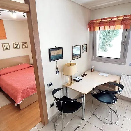 Luxury Sea Helm With Private Swimming Pool And Bbq Apartment Lagonisi